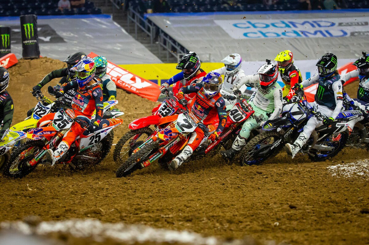 Cooper Webb leads 450Sx field, 2021 Houston 1 Supercross. - KTM Media/RichShepherd.